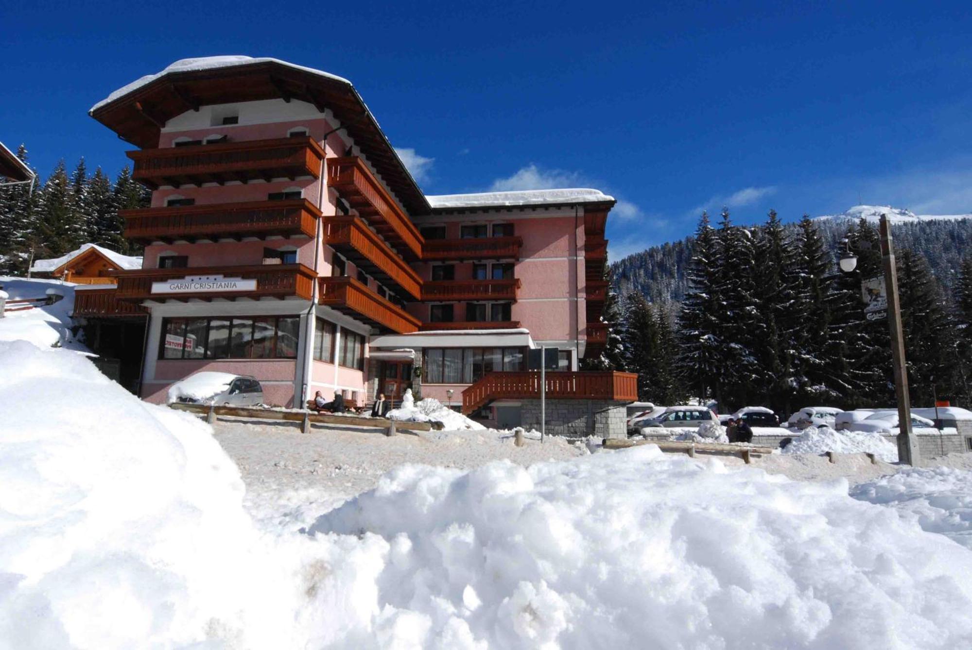 Hotel Cristiania Madonna Exterior foto